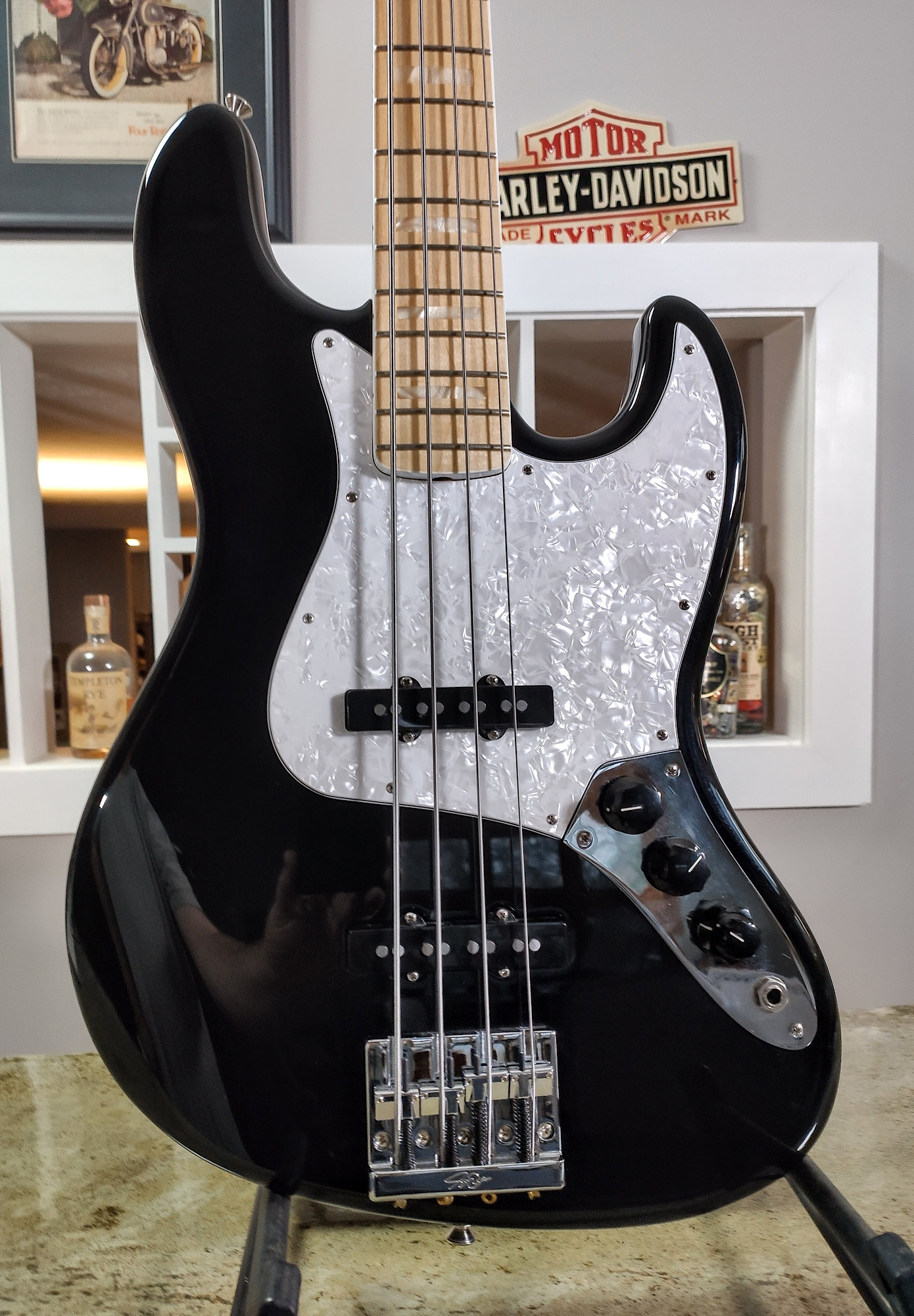 Fender usa geddy lee deals jazz bass crimson red